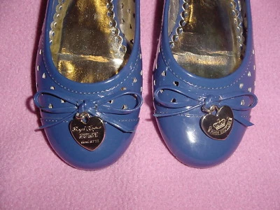 NIÑAS Corazones Planos Reales y DORADO Inscrito DIJE por JUICY COUTURE 2M NUEVO ~ ENVÍO GRATUITO Foto 1 de 4