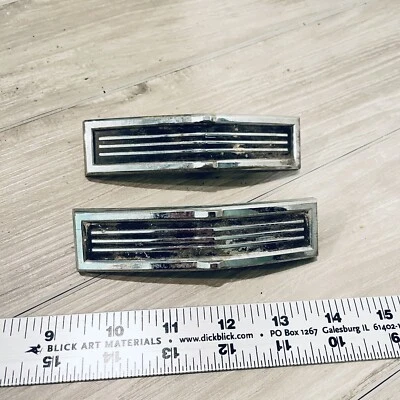 Ford Galaxy 1964 guardabarros moldura C4ab-16B150-B C4ab-16A096-D derecha derecha Foto 1 de 4