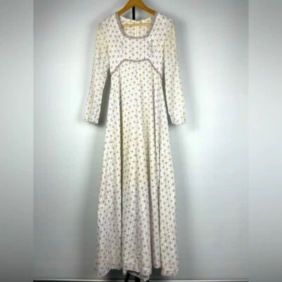 Vestido maxi vintage This Is Yours San Francisco branco roxo floral manga longa P - Imagem 1 de 4