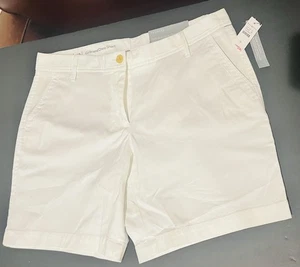 Neu mit Etikett Talbots Girlfriend weiße Damenshorts Größe 10 Chino 7" Schrittlänge - Bild 1 von 11