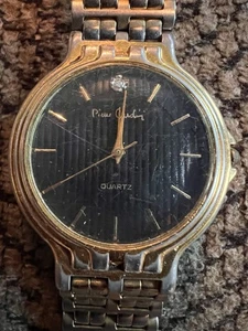 Reloj Pierre Cardin Tono Dorado Necesita Batería Cuarzo Negro - Imagen 1 de 2