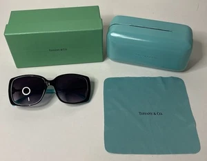 Occhiali da sole donna Tiffany & Co. Aqua Key TF4043 56•16-135 con custodia panno e scatola - Foto 1 di 23