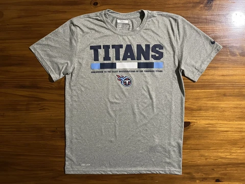 Nike Dri-FIT Tennessee Titans Crew Shirt Men’s Medium Gray Short Sleeve Cover