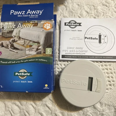 PetSafe Pawz Away PWF00-14040, unused in box - Image 1 of 2