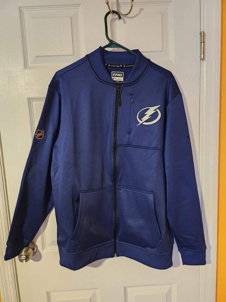Tampa Bay Lightning NHL  Fanatics Jacket Mens Size LG - Image 1 of 4