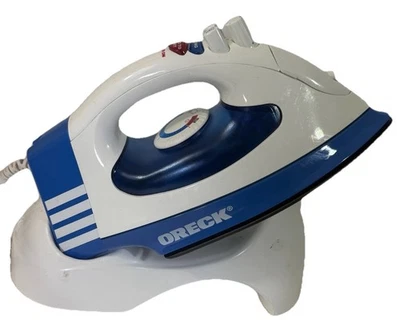 Plancha de vapor inalámbrica Oreck Cord con base apagado automático modelo JP8100CB Foto 1 de 3