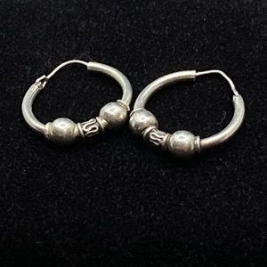 Vintage Silver Earrings Native Bali Tribal Style Hoop Hippy Boho Ethnic - Picture 1 of 5