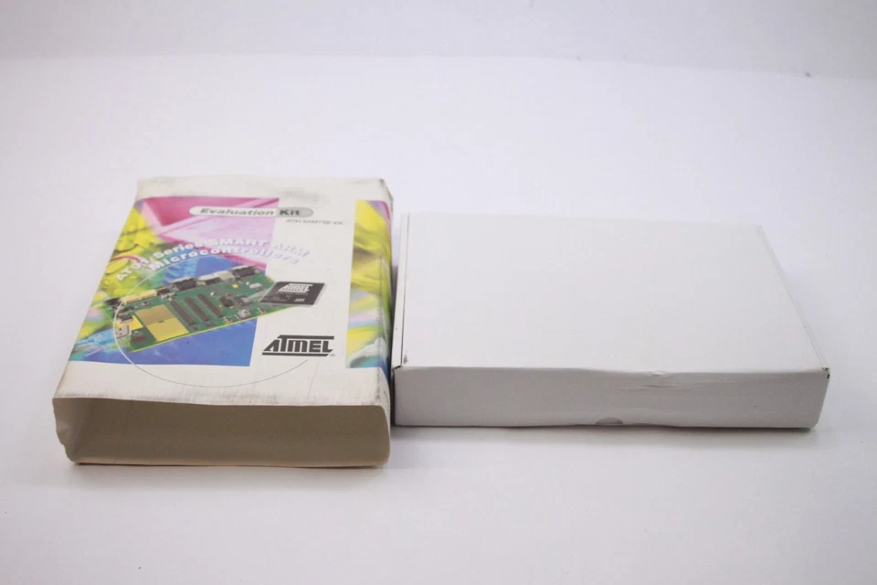 Atmel AT91 Series Smart ARM Evaluation Kit Board AT91SAM7SE-EK NEW - Image 1 of 2