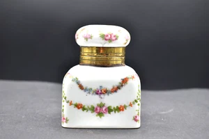 ANTIQUE ~ PORCELAIN DESKTOP INKWELL ~ WITH HAND PAINTED DECORATION - Picture 1 of 9