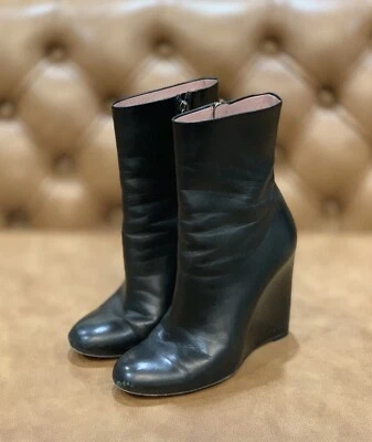 Auténticos Botines Gucci de Cuero con Tacón de Cuña en Negro Talla 38.5 IT/8.5 EE. UU. Foto 1 de 4