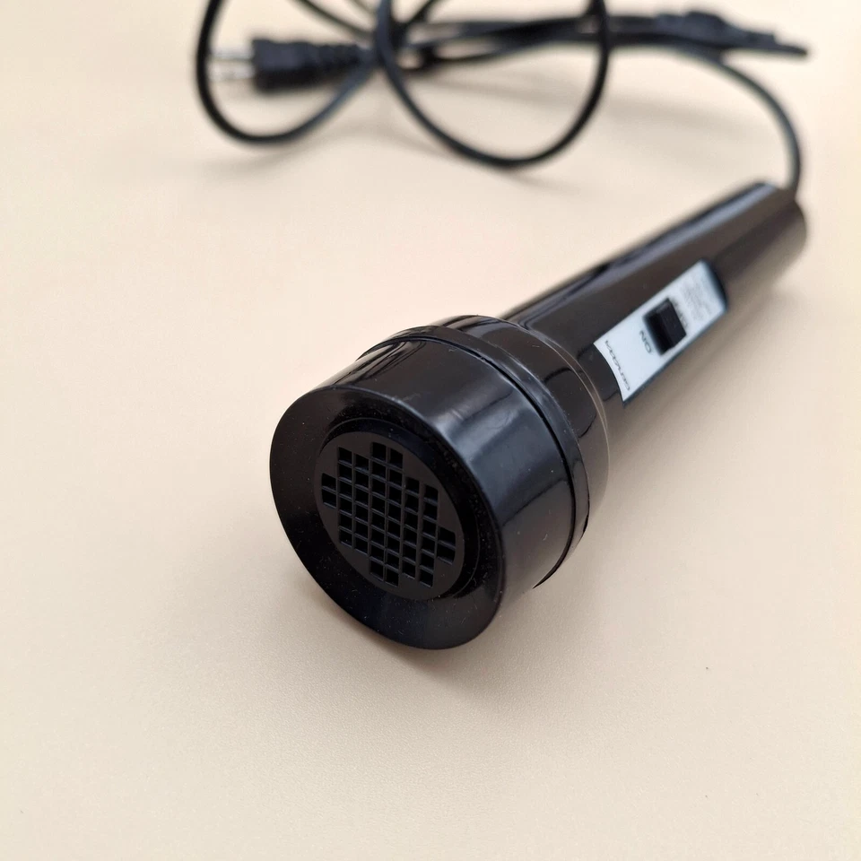 GENEXXA 33-1067 DYNAMIC MIKE/MICROPHONE-200 OHM. 90's / 2000's. Vintage. (refB) - Image 1 of 4