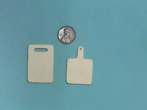 Miniature Cutting Boards set of 2 in 1:12 doll scale - Picture 1 of 8