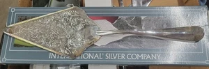 Servidor de pasteles chapado en plata International Silver Co. de colección - Imagen 1 de 4