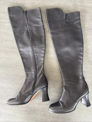 Charles David Knee High Riding Boots Black Leather Heel round Toe Sz 6.5 Italy - Image 1 of 4