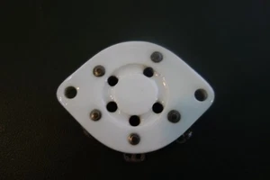 1 Ea USA VINTAGE 5 PIN CERAMIC VACUUM TUBE SOCKET USED - Picture 1 of 2