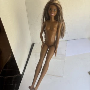 Barbie muñeca fashionista desnuda AA puede oler a humedad afroamericana - Imagen 1 de 10