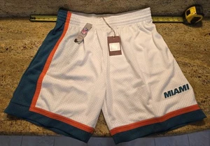 Pantaloncini Mitchell & Ness uomo NFL maglia Miami Dolphins taglia 2XL XXL nuovi con etichette - Foto 1 di 13