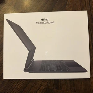 Apple Magic Keyboard for 11" iPad Air & iPad Pro - Black (MXQT2LLA) - Photo 1/6