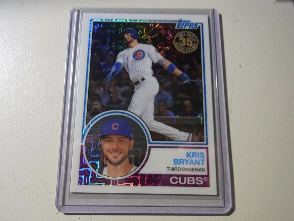Kris Bryant 2018 Topps silver pack 35th anniversary MOJO refractor #7 - Image 1 of 1