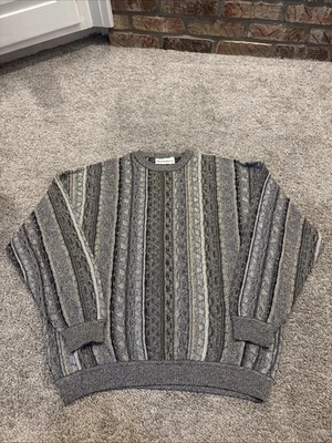 Suéter Tejido 3D Estilo St Croix Coogi De Colección Gris Para Hombre Mediano EE. UU. Tejido con Cable Foto 1 de 4