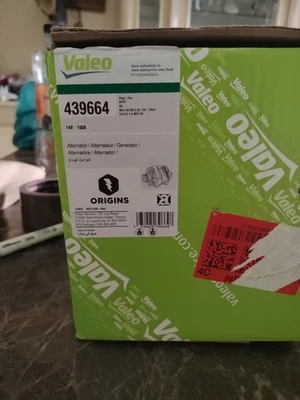 Alternatore Valeo Audi A5,A4,Q5 ecc 439664  - Image 1 of 4