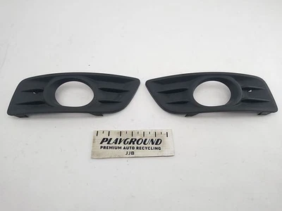 VOLVO V50 S40 Pair Of Front Bumper Fog Light Lamp Cover Trim 04 05 06 07 08 09 1 - Image 1 of 4