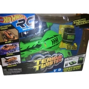 Rare Hot Wheels TERRAIN TWISTER R/C Green Radio Control Car LAND Water SNOW NEW - Picture 1 of 3