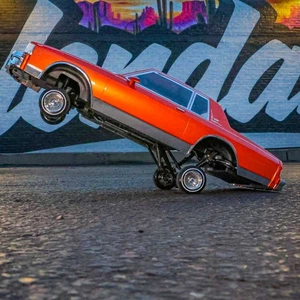 Redcat Racing RC Car - 1:10 1987 Chevrolet Caprice Classic Hopping Lowrider RTR - Picture 1 of 11
