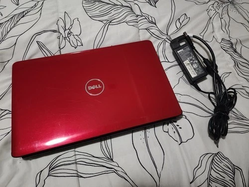 Dell Inspiron 1545 15,6 pulgadas Portátil/portátil (250 GB, Intel Pentium, 2,3 GHz, 3 GB) Foto 1 de 1