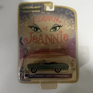 GREENLIGHT COLLECTIBLES Hollywood I Dream of Jeannie 1967 Pontiac Convertible - Picture 1 of 4