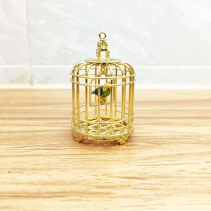Maßstab 1:12 Puppenhaus Miniatur Goldener Vogelkäfig Mit Vogelgarten Zubehör - Bild 1 von 9