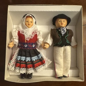 Tschechische/Slowakische Puppen Volkskleidung Kroj 6" Junge/Mädchen Paar Handarbeit Vintage 50er - Bild 1 von 7