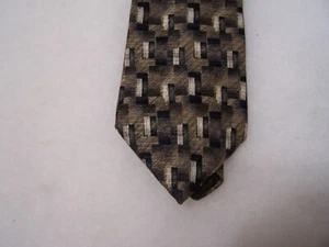 Corbata Van Heusen hecha en EE. UU. - Imagen 1 de 4