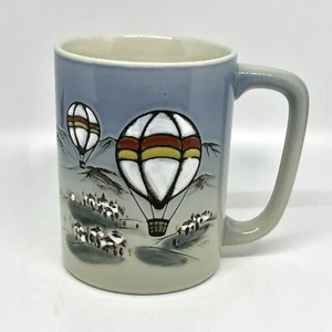 Vintage Otagiri Japan Heißluftballons geprägt Kaffeebecher Berge Dorf - Bild 1 von 5