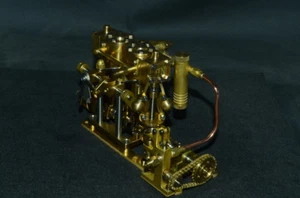 Two-cylinder steam with Flyball Governor M29F - Picture 1 of 8
