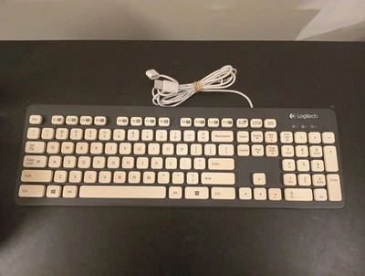 Logitech K310 Washable KEYBOARD Wired Cream And Gray Tested. Missing 1 Riser  - Image 1 of 3