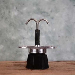 Bialetti Mini Express 2 cup Coffee Maker with Black Base - Bild 1 von 5