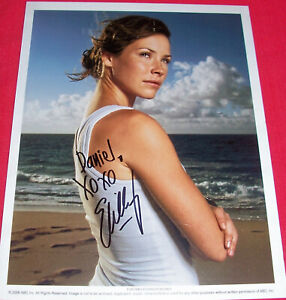 Evangeline Lilly Autographed Photo Autograph Signed Picture Abc Tv Movie Actress