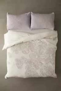 Funda nórdica Urban Outfitters Dasara talla king bordada - Imagen 1 de 7
