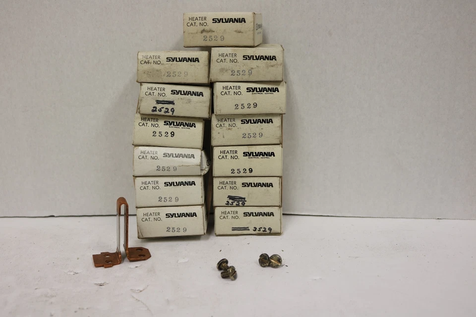 Nuevos calentadores SYLVANIA 2529 en caja original 13 en stock Foto 1 de 1