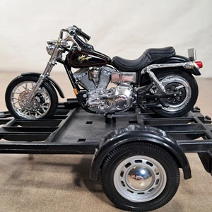 Maisto Harley-Davidson Tow & Show Trailers 1:18 2000 FXDL Dyna Low Rider - Picture 1 of 16