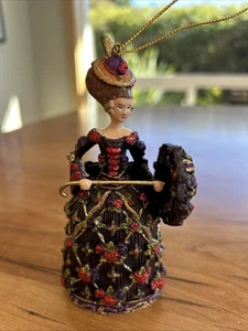 Viktorianischer Stil Dame Ornament bestickt Kleid Sonnenschirm Urlaub Dekor - Bild 1 von 6