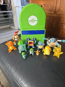 Pokemon Carry Case Playset Backpack Bag Fold Out Play set with Figures - Picture 1 of 7