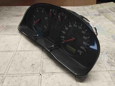 VW PASSAT Variant B5 3B5 Kombiinstrument VWZ7Z0I0955057 160209 18233769 - Bild 1 von 4