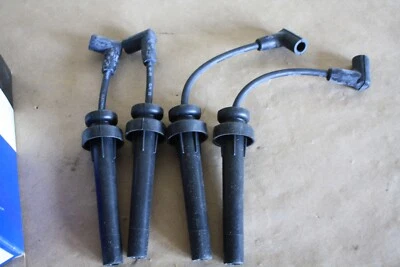 JUEGO DE CABLES DE ENCENDIDO MOPAR 4773841AB.  Chrysler Dodge Eagle Plymouth Foto 1 de 2