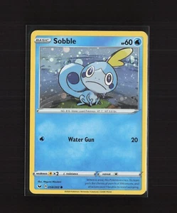 Sobble 054/202 Espada y Escudo Cosmos Holo Carta Pokémon Común - Imagen 1 de 9