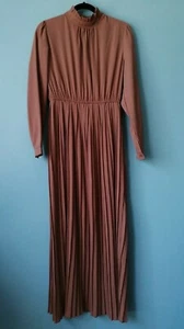 DREAMHOUSE. Brown pleated dress. Size 10 - Picture 1 of 8