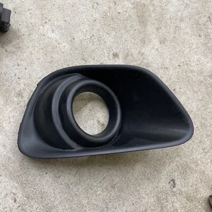 2011-2017 JEEP COMPASS FOG LIGHT BEZEL FRONT LEFT OEM 11MK49-J-1251M - Bild 1 von 4
