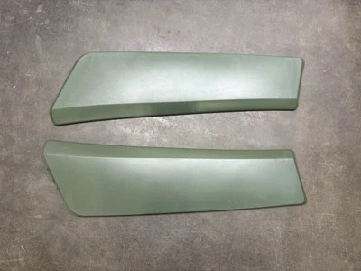 New Take-Off John Deere Left and Right Side Door Panels: M177106 & M177105 - Image 1 of 4