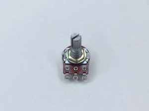 4 Pcs: 5K Ohms Linear Potentiometer (Variable Resistor) 3 pin 14mm Shaft D: 6mm - Picture 1 of 3